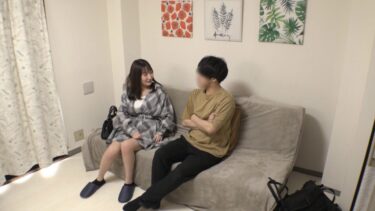 小柄なのに乳は巨人級な潮噴き美女【りむ/21】初めて来た男の部屋で乳輪でかオッパイを揺らし好き放題濡らしイキまくり！｜DDH-243