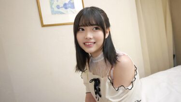 素人JD【限定】あやめちゃん20歳 JDよりも年下にしか見えない超絶童顔ガール！！148cmでGカップという奇跡のボディの持ち主！！征服欲を掻き立てる激エロむすめにドカ突き中出しSEX！！｜546EROFV-235