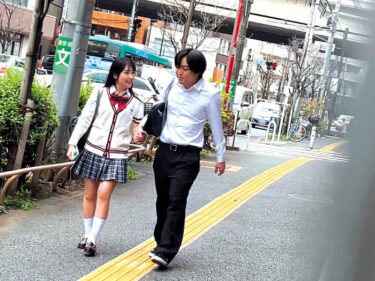 登下校パンチラ着替えトイレ風呂etc.1年間ずっと盗撮していた女子校生に彼氏ができて嫉妬を抑えきれず追跡拉致レ●プ抵抗しなくなるまで何度も生中出ししまくった 皆月ひかる｜dvaj00669