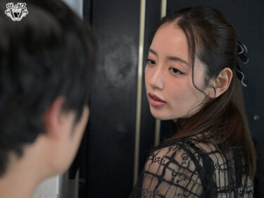 Wセレブ妻 抑えられない衝動、性欲 ～ママ活アプリで出会った年下男と不貞中出しセックスに溺れた日々～｜genu00016