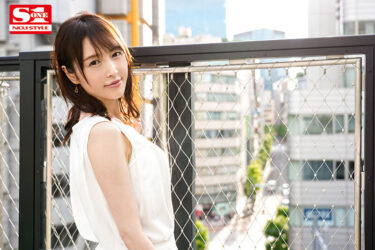 かつて一世を風靡した伝説のレースクイーン 初めて尽くしのめちゃイキ3本番 仁藤さや香｜ssis00966