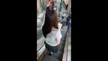 アイドルを夢見る黒髪美少女み○(19)。ダンスレッスン費を稼ぐために制服コスプレ姿で一生懸命頑張りました！低身長で小柄な体で初めての男の異物を受け入れて連続絶頂。｜326FCT-149