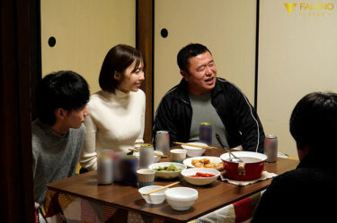 「田舎で泊まろう！」ロケで起こった悲しいトラブル 民泊先で男3人から数珠繋ぎアクメSEX つばさ舞｜1fns00036