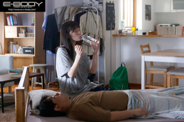 初めて出来た彼女を脱がしたら…着衣から想像できない物凄いスリム美白巨乳 大興奮の僕は性欲尽きるまでハメまくった 設楽ゆうひ｜ebwh00260