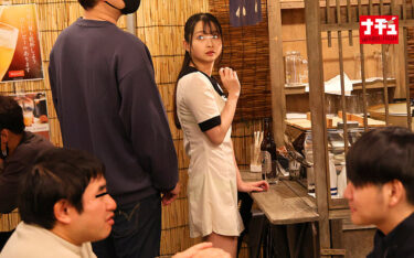 全裸羞恥OK娘スペシャル 絶対NGの黒髪童顔パチスロ店員を連日羞恥でごっくんまでOKさせろ｜1nhdtc00112