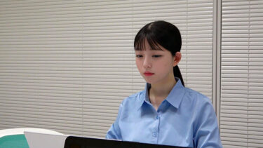 デリヘル呼んだらまさかの同僚！普段は真面目な男女塾講師がホテルでまさかの遭遇！お互い真面目過ぎてキャンセルするかしないかの検討も90分は無駄にせず！サービス開始！知ってる人だからって最後はまさかの展開に…｜h_1594spros00003