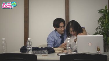 ニンゲン観察 深夜残業、新入社員の若い男の暴走ギンギンチ○ポの性処理をさせられた爆尻女役員 佐々木咲和 久留間理玖｜477GRMO-286
