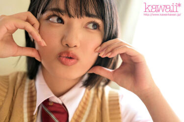 【VR】アイドルに憧れてメイド喫茶でバイトするキラキラ制服少女をプロデューサーになりすまし騙しハメ姦 八坂凪｜kavr00488